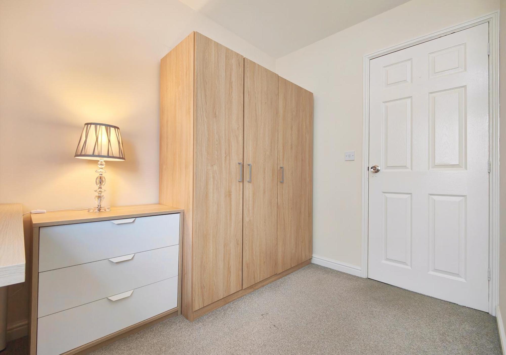 Holiday home The Bushmoor - Spacious Holiday Townhouse 10 Minutes To City Centre Free Parking *